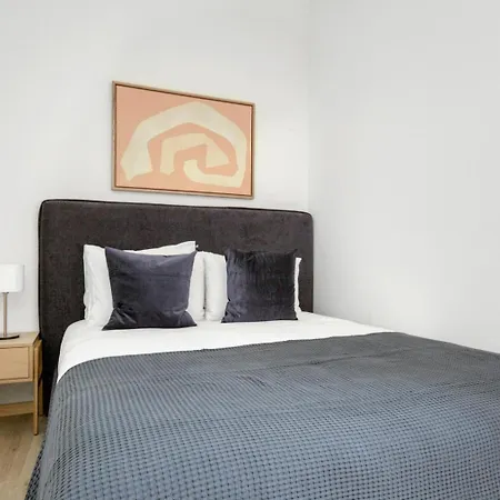Blueground El Born Nr Port Vell Bcn-60 Apartment Barcelona